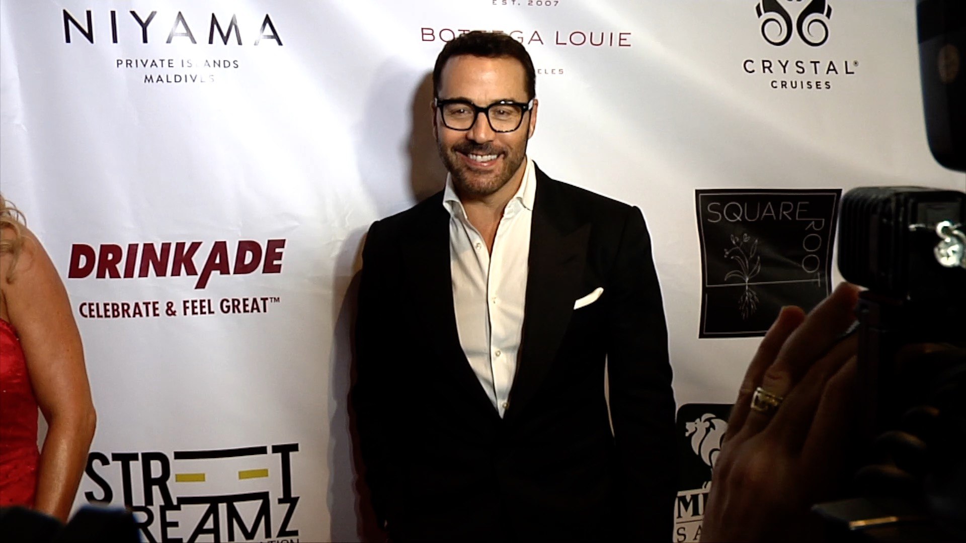 10 Must-See Photos of Jeremy Piven on the Red Carpet